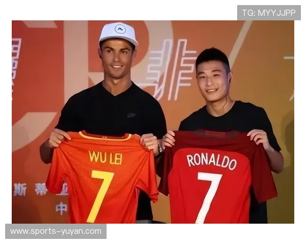 中国足球明星身穿国家队战袍亮相展现自信风采全力备战国际赛事 中国足球明星身穿国家队战袍亮相展现自信风采全力备战国际赛事